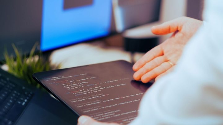 LinkedIn : l&rsquo;IA qui vous présélectionne avant le recruteur